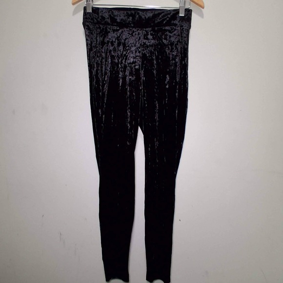 torrid Pants - Torrid Black Velvet Crushed Leggings Pants Size 1